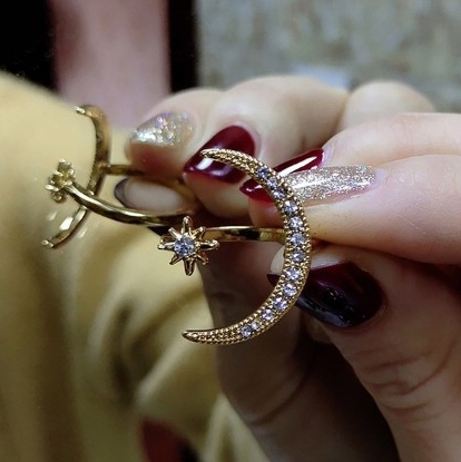 Anillos de Moda Europeos y Americanos con Estrellas y Luna de Circonia - Image 6