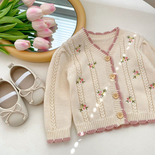 Cardigan Tejido para Niña con Bordado Floral Delicado - Image 17