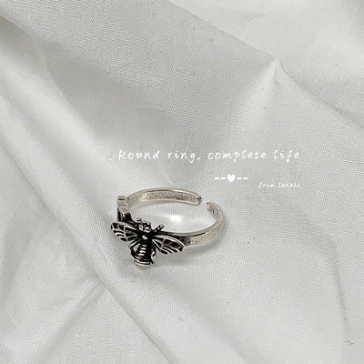 Anillo de Plata Esterlina con Abeja Resistente al Deslustre - Image 6