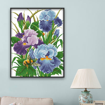 Cuadro de Bordado Artesanal con Patrón de Flores Iris - Image 6