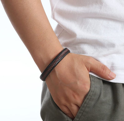 Pulsera de Cuero Vintage para Hombre con Cierre Magnético - Image 15
