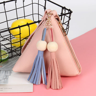Bolso Mula Triangular con Monedero - Diseño Geométrico para Verano - Image 13