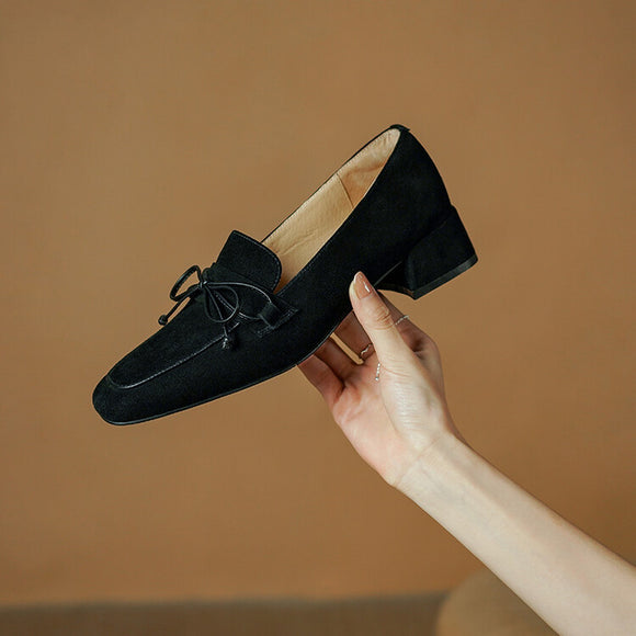 Zapatos de Tacón Grueso con Punta Cuadrada y Moño - Comodidad Premium en Cuero Dividido