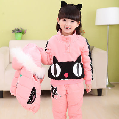 Conjunto Invernal de Tres Piezas para Niñas - Suéter y Traje de Terciopelo Acolchado - Image 9