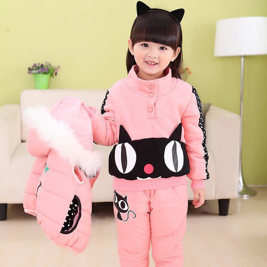 Conjunto Invernal de Tres Piezas para Niñas - Suéter y Traje de Terciopelo Acolchado - Image 9