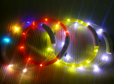 Collar LED Recargable para Perros con Luz Nocturna USB - Image 4