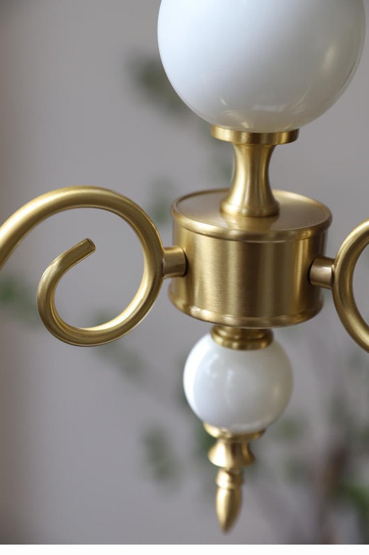 Lámpara Colgante Vintage Francesa Cristal Lechoso con Detalles en Cobre - Image 14