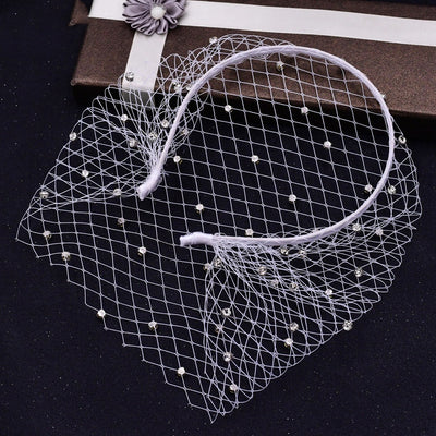 Velo Nupcial con Strass y Cinta Frontal de Malla - Negro y Blanco - Image 3