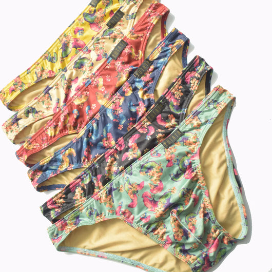 Calzoncillos de Seda de Leche con Estampado Floral para Hombre - Image 18