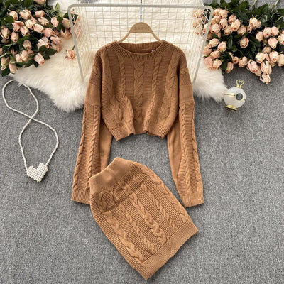 Conjunto Vintage Falda Alta con Suéter Retorcido de Manga Larga - Image 15