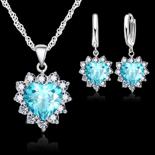 Conjunto de Aretes y Collar en Forma de Corazón - Image 13