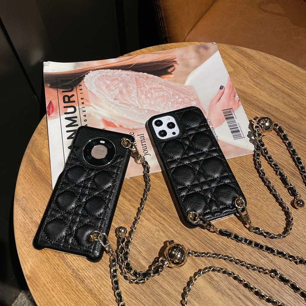 Funda para Teléfono de Cuero Dorado con Diseño Geométrico Romboidal