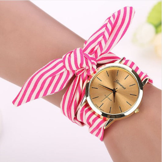 Reloj de Pulsera con Banda Floral sin Hebilla - Diseño Moderno y Versátil - Image 3