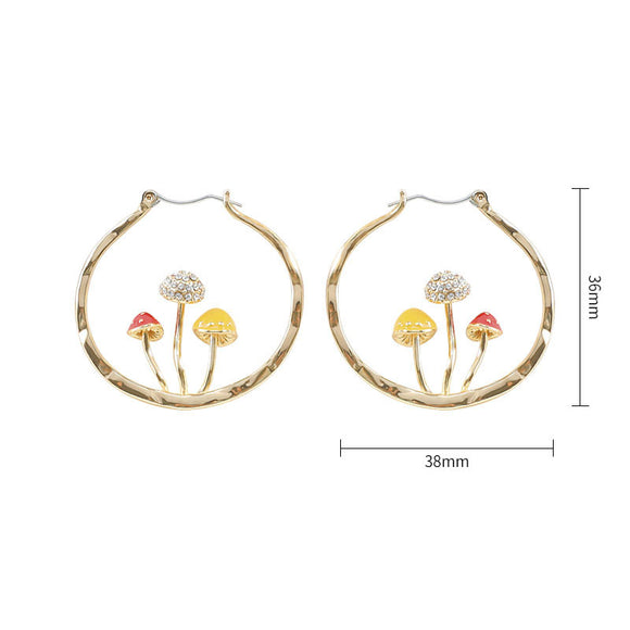 Aretes Colgantes Tres Hongos Dorados para Mujer - Diseño Trendy y Dulce