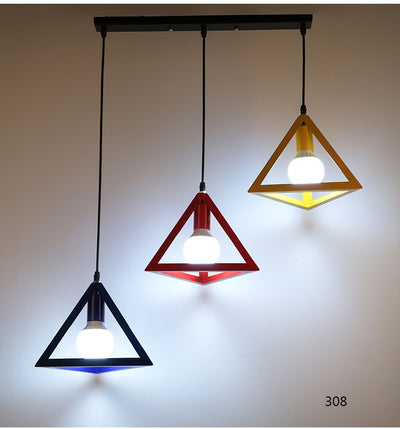 Lámpara Colgante Triangular Estilo Nórdico en Hierro Forjado - Image 10