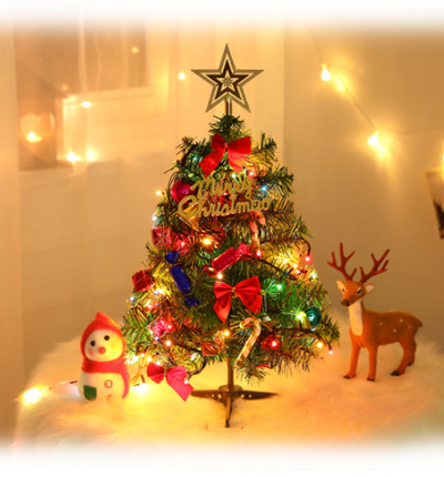 Árbol de Navidad Miniatura con Luces LED, Accesorios y Decoraciones de Escritorio - Image 4