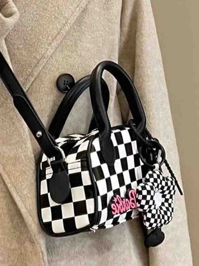 Bolso Pequeño Cuadros con Dije de Flor - Diseño Exclusivo y Moderno - Image 7