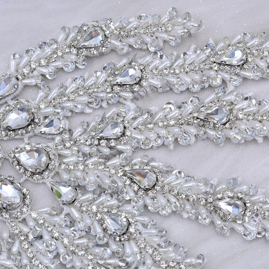Accesorio de Novia con Hoja de Arce y Perlas Colgantes para Hombro - Image 4