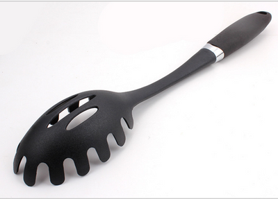 Set de 7 Utensilios de Cocina Estilo Occidental en Nylon - Image 3