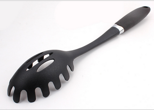Set de 7 Utensilios de Cocina Estilo Occidental en Nylon - Image 3
