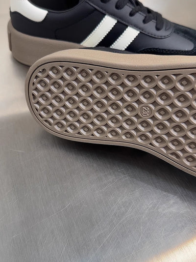 Tenis Vintage Casual para Mujer con Punta Redonda y Detalles Gastados - Image 13