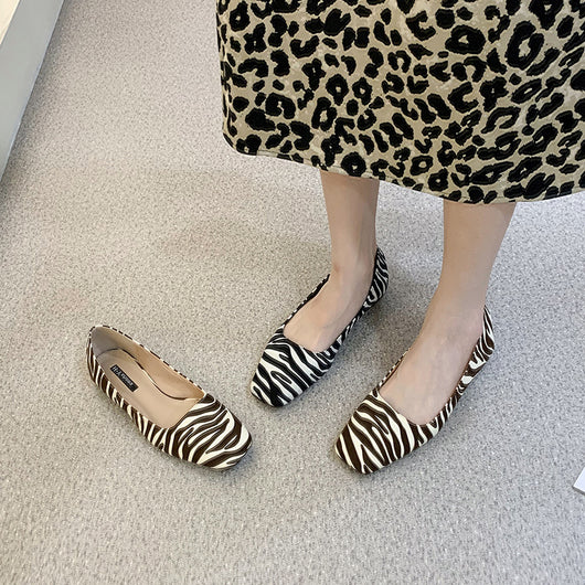 Zapatos Planos Punta Cuadrada Estilo Coreano con Patrón Zebra y Tacón Grueso - Image 8
