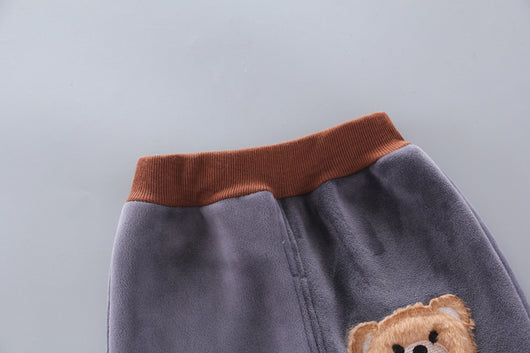 Pijama Infantil Coreano de Terciopelo - Osito Divertido de 3 Piezas - Image 4