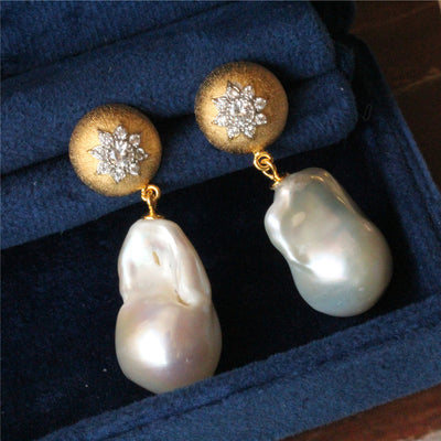 Aretes de Perlas Barrocas de Agua Dulce - Image 6