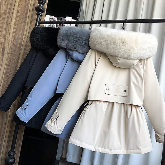 Abrigo de Invierno con Capucha de Piel Natural de Mapache y Zorro - Plumón para Mujer - Image 3