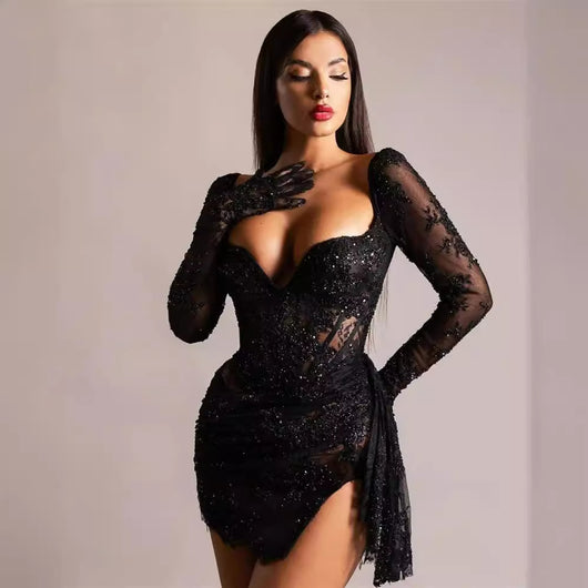 Vestido Ajustado Mini con Cuello Cuadrado y Encaje Espina de Pescado Negro
