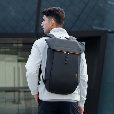Mochila para Hombre de Gran Capacidad y Múltiples Compartimentos