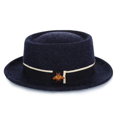 Sombrero de Lana Pura para Mujer con Detalle de Abejita - Accesorio de Moda - Image 12