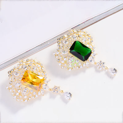 Broche de Circonita Esmeralda Elegante