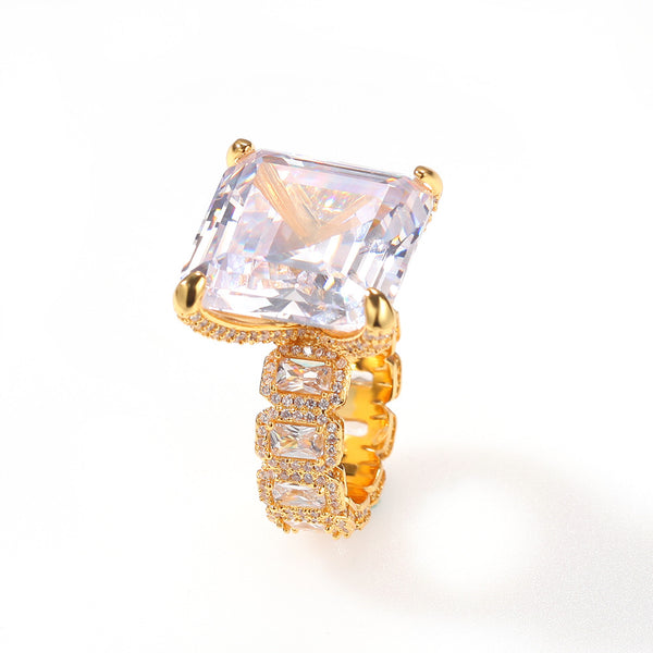 Anillo de Lujo Hip Hop Chapado en Oro con Zirconia Grande para Hombre - Image 7