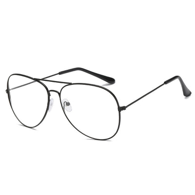 Gold frame aviator sunglasses with dark black lenses, featuring a classic vintage style. - Image 14