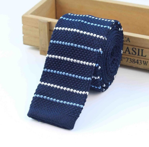 Corbata Tejida Delgada a Rayas para Hombre - Diseño Moderno y Sofisticado - Image 12