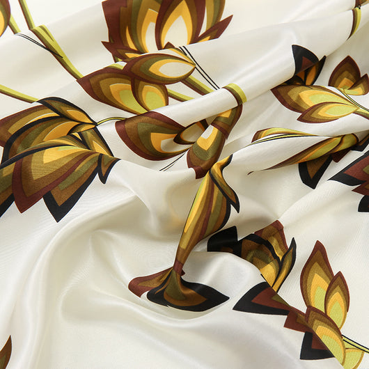 Pañuelo Grande Cuadrado con Diseño Floral Minimalista - Image 9