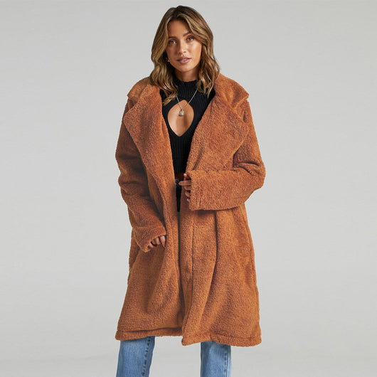 Chaqueta de Pelaje Sintético Premium: Calidez y Confort Absoluto - Image 4