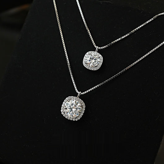 Collar de Plata 925 con Diamante Moissanita Incrustado - Diseño Escote