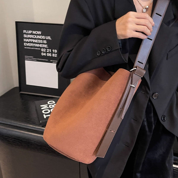 Bolsa de Hombro Retro Mate Gran Capacidad - Estilo Versátil Todo Uso