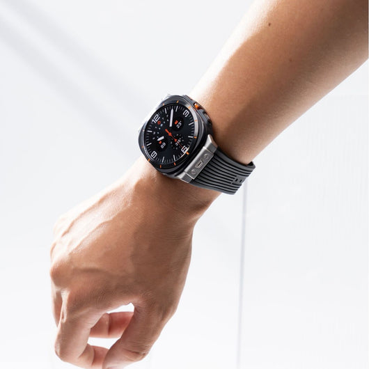 Correa de Reloj de Silicona y Aleación con Textura de Grano
