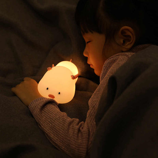 Luz Nocturna de Silicona con Forma de Cerdito - Image 2
