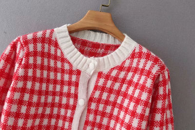 Blusa Cuello Redondo con Detalles en Contraste y Mangas Cinco Puntos - Image 8