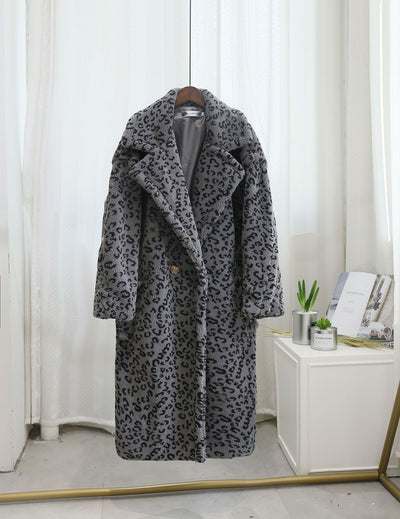 Abrigo Holgado de Lana Esquilada Premium - Image 3