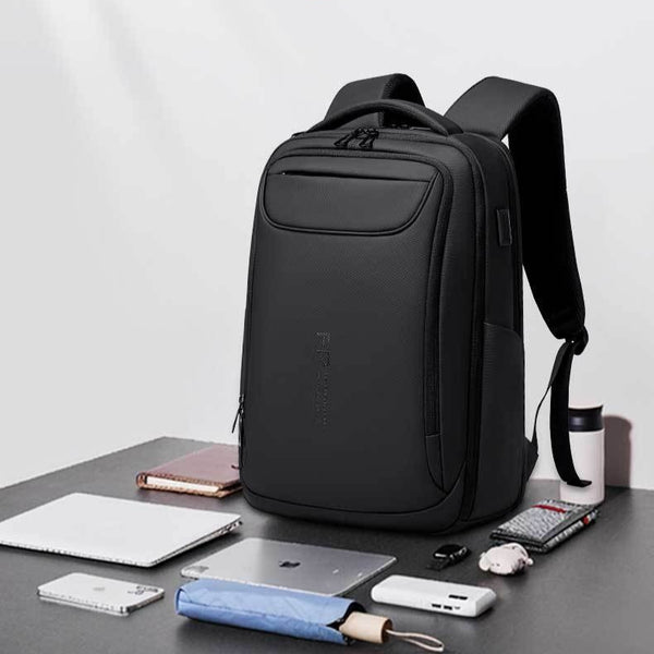Mochila Casual Minimalista para Hombre - Ideal para Trabajo y Viajes
