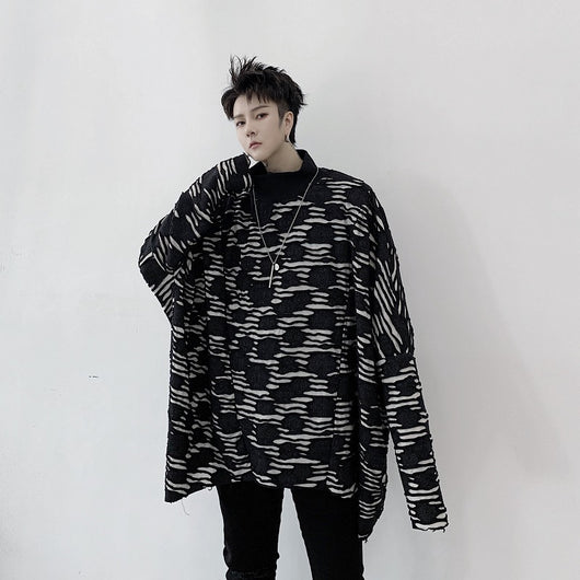 Sudadera Tipo Capa Murciélago para Hombre - Image 10