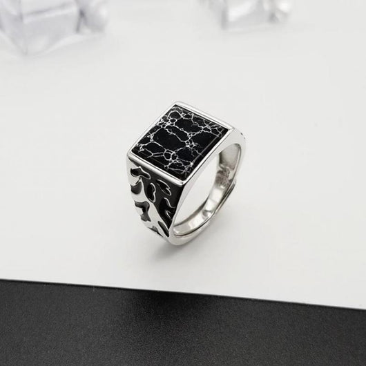 Anillo de Plata 925 Vintage para Hombre con Piedra Negra y Patrón Floral Ajustable - Image 4