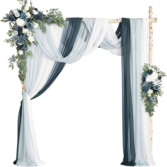 Arco de Bodas con Decoraciones Florales Colgantes - Image 6