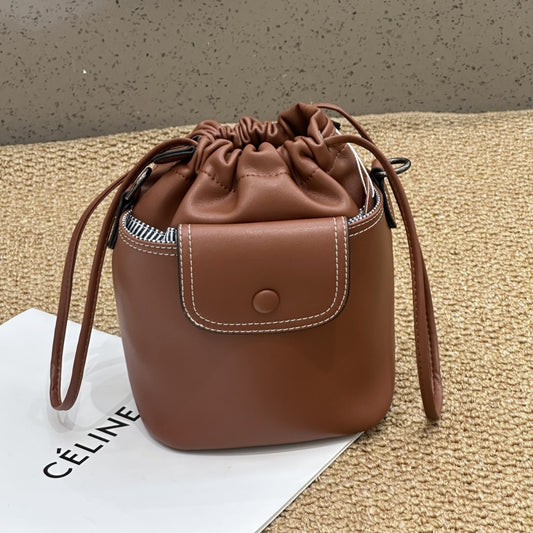 Bolsa Crossbody Bucket con Cordón Cortex para Mujer