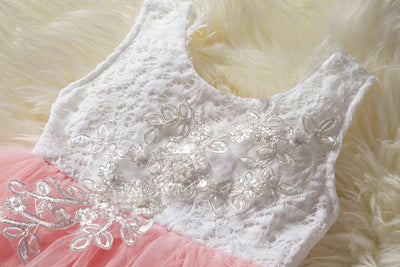 Vestido de Novia Encaje Voluminoso Espalda Descubierta - Image 9